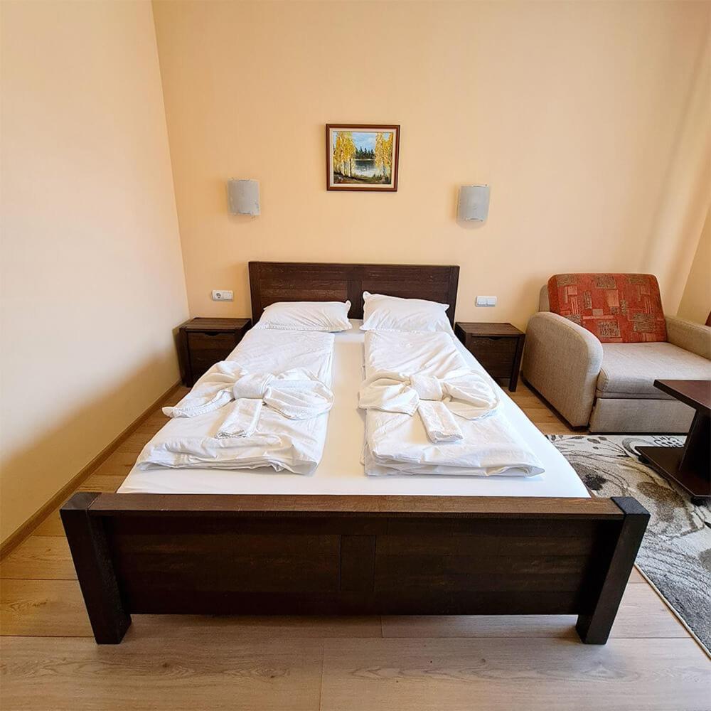 Family Hotel Chiflik Hills ห้อง รูปภาพ